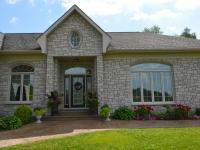 Porte d'entr&eacute;e en acier et Fen&ecirc;tres en PVC